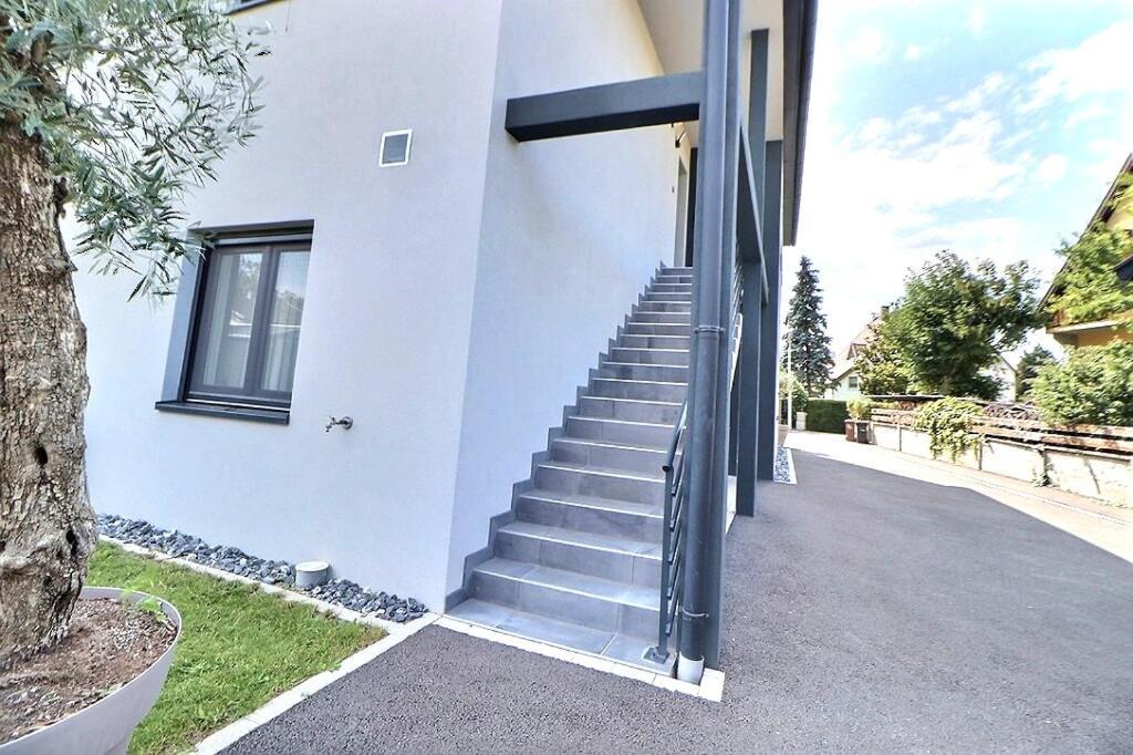 Appartement Alsace Neuf Garage, Parking Et Terrasse กอลมาร์ ภายนอก รูปภาพ