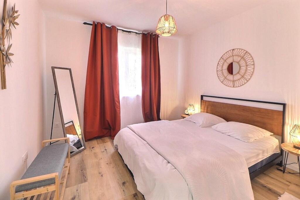 Appartement Alsace Neuf Garage, Parking Et Terrasse กอลมาร์ ภายนอก รูปภาพ