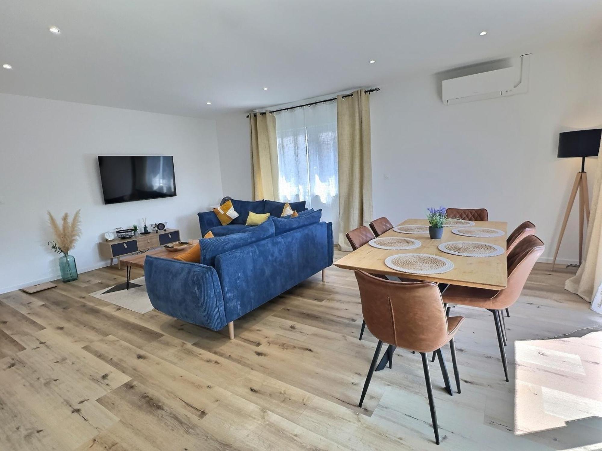 Appartement Alsace Neuf Garage, Parking Et Terrasse กอลมาร์ ภายนอก รูปภาพ